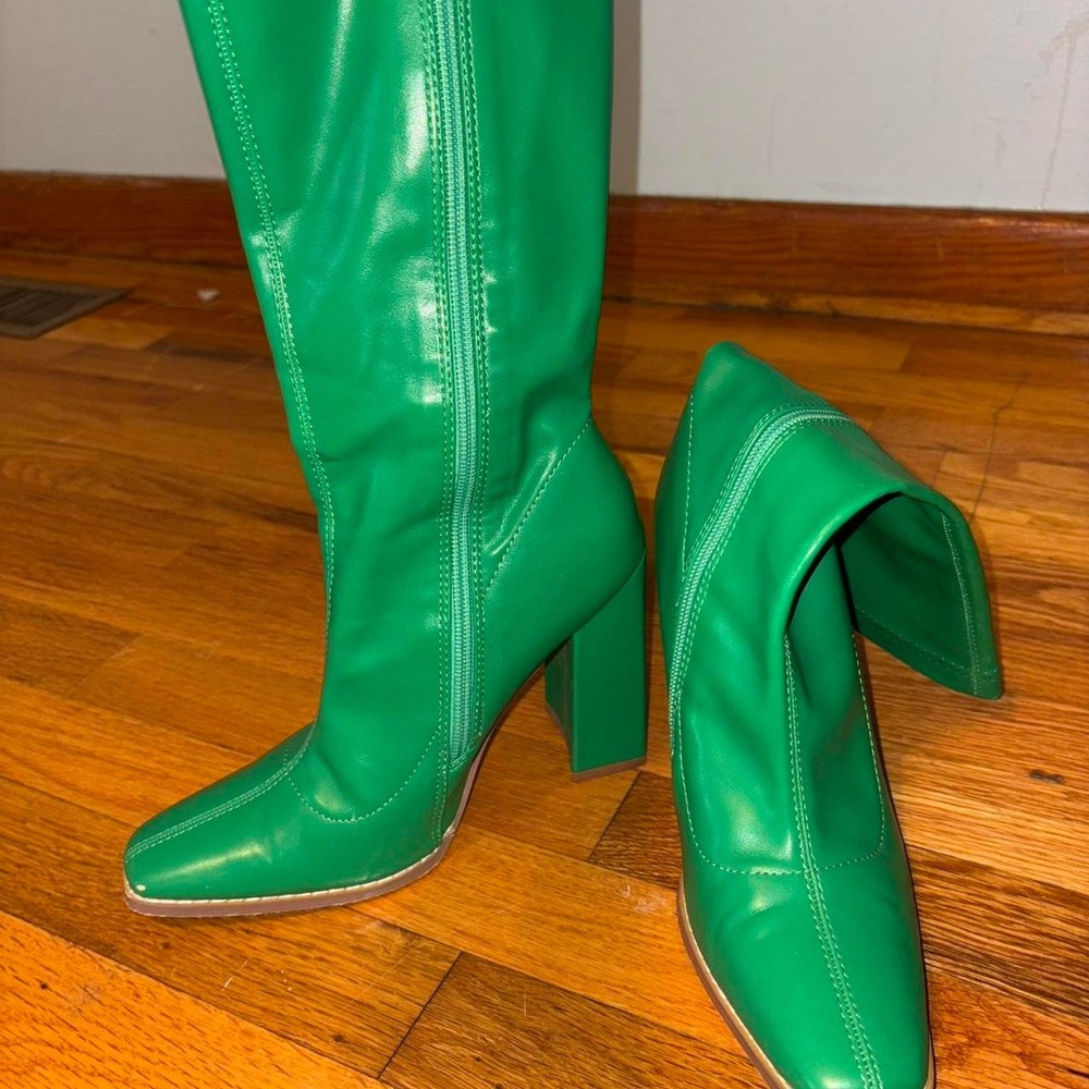 Berness Elena Green Knee High Boots Y2K Block Heel Square Toe Size 7